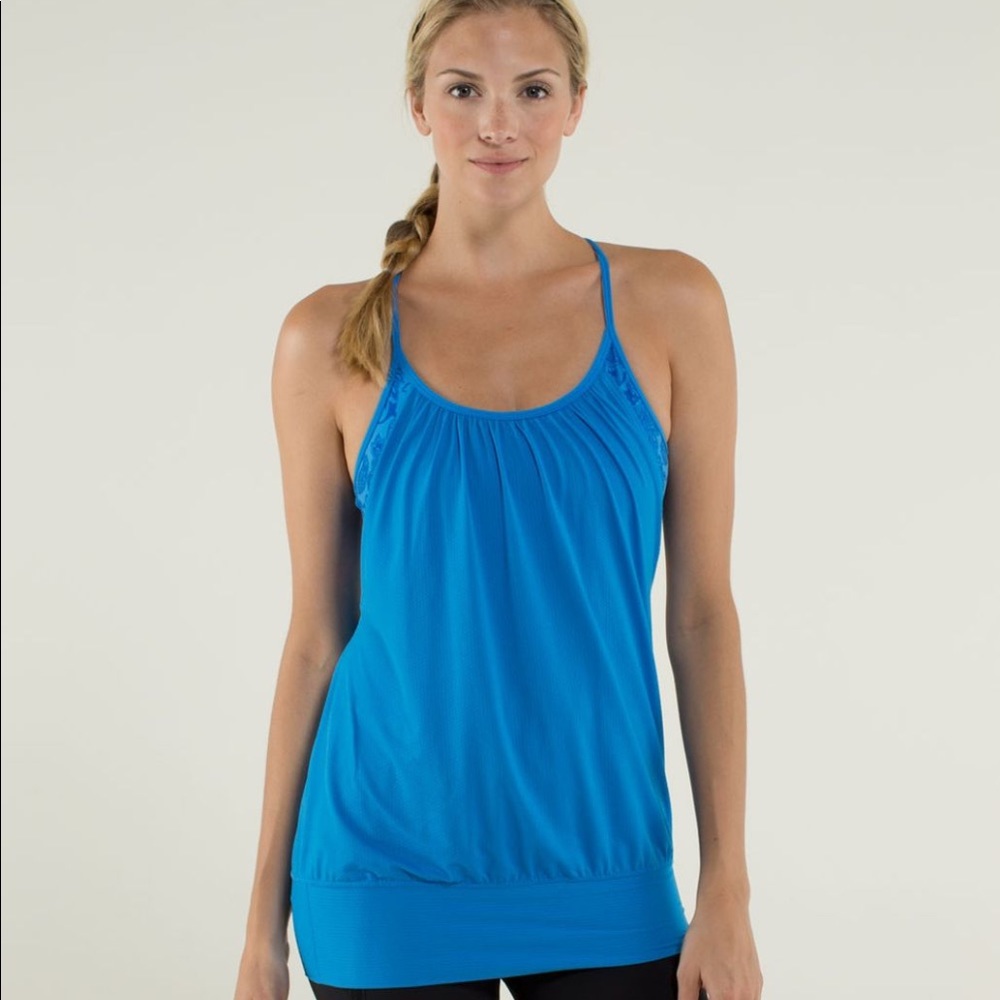 Lululemon no limits blue sports bra/tank